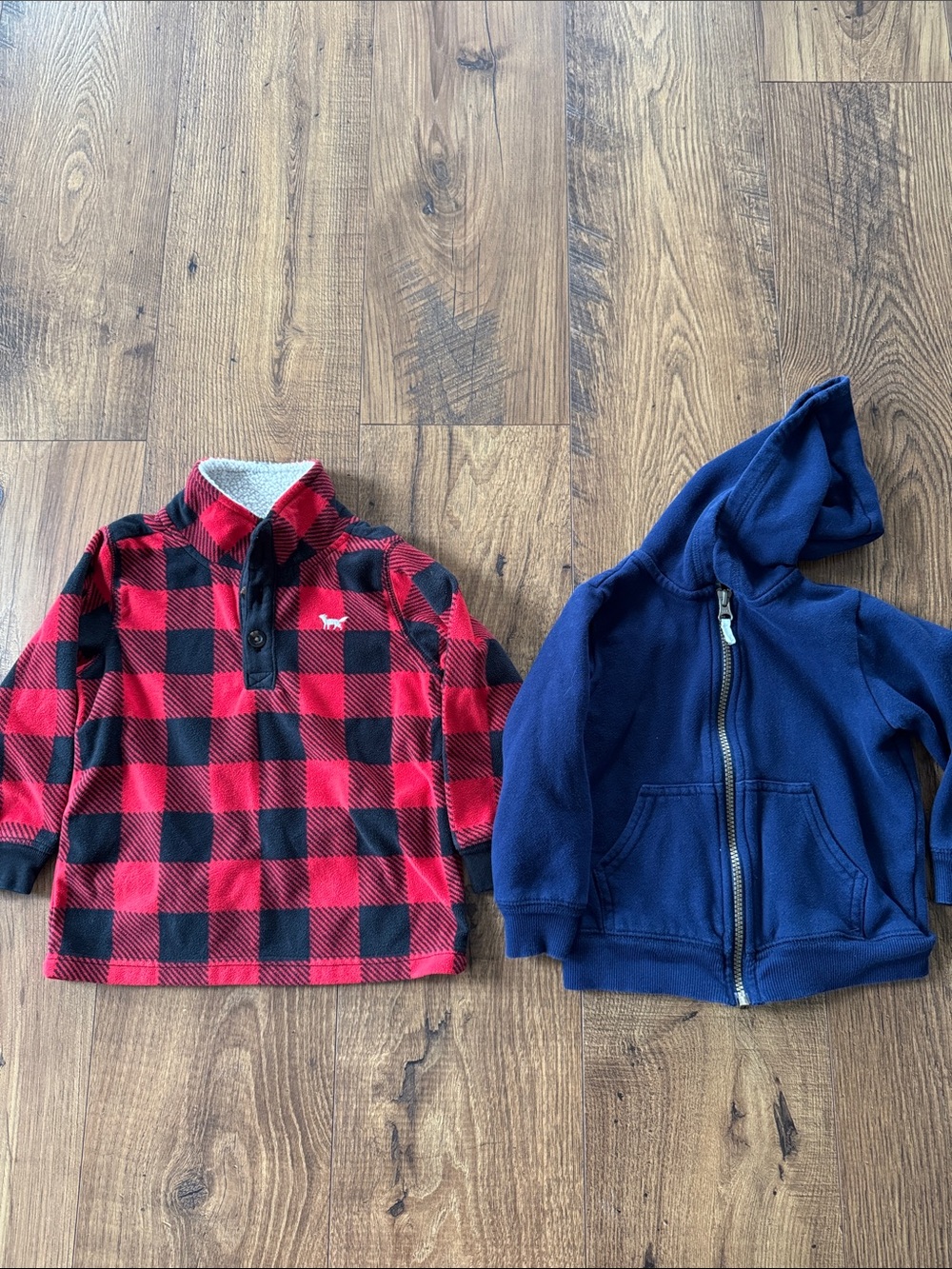 Bundle of toddler boy fall and winter tops, size 3T, Old Navy & Carter’s - Picture 7 of 14